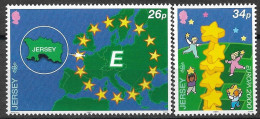 2000 Jersey Mi. 922-3** MNH  EUROPA Kind Mit Stern - 2000