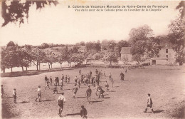 Le Mans * La Colonie De Vacances Mancelle De Notre Dame De Perseigne * Vue De La Cour De La Colonie Prise De L'escalier - Le Mans