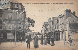 CPA 27 VERNON / FETES DE PENTECOTE 1906 / LA RUE D'ALBUFERA / PLACE D'EVREUX / Cpa Rare - Vernon