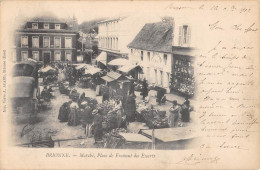 CPA 27 BRIONNE / MARCHE / PLACE DE FREMONT DES ESSARTS - Altri & Non Classificati