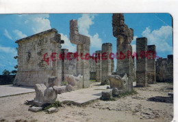 AMERIQUE- MEXIQUE- MEXICO-  EL CHAC MOOL FRENTE AL TEMPLO DE LOS GUERREROS- CHICHEN ITZA YUCATAN - México