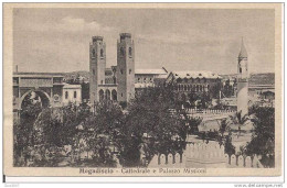 MOGADISCIO - CATTEDRALE E PALAZZO  MISSIONI - B/N  N/V -  FORMATO PICCOLO 9 X 14 - - Somalië