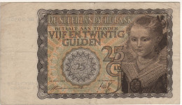 NETHERLANDS  25  Gulden   P57   Dated   10.05.1940   ("Young Woman" (by Paulus Moreelse) - 25 Florín Holandés (gulden)