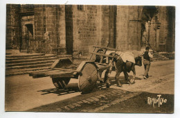 64 URRUGNE  Attelage Boeufs Basque Et Paysan Place Eglise Au Dos Cachet Hotel Imperator La Rhune 2 Sept 1933   D20 2023  - Urrugne