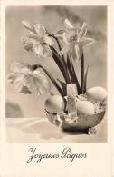 FÊTES ET VOEUX - Pâques - Un Petit Panier D'œufs Avec Des Fleurs - Carte Postale Ancienne - Pascua