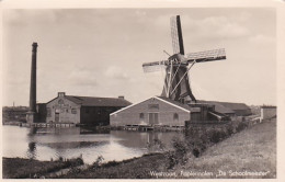 4843314Westzaan, Papiermolen ,,De Schoolmeester’’. (FOTOKAART)(linkerkant Afgeknipt ?) - Zaanstreek