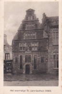 4843367Hoorn, Het Voormalige St. Jans-Gasthuis. (1563)(bovenkant Is Afgeknipt ??) - Hoorn