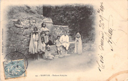 ALGERIE - Kabylie - Enfants Kabyles - Fontaine - Carte Postale Ancienne - Bambini