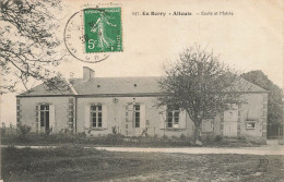 Allouis * Place * école Et Mairie Du Village - Other & Unclassified