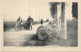 D 82.LAFRANCAISE. BETAIL NOYE ABANDONNE PAR LES EAUX.  TRES BELLE MOTO - Lafrancaise