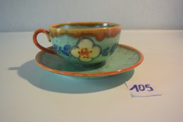 C105 Ancienne Tasse Et Sous Tase Céramique De L'Est - Art Nouveau / Art Déco