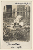 Little Baby Girl & Teddy Bear On Meadow (Vintage RPPC 1924) - Jeux Et Jouets