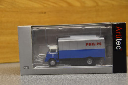 ArtiTec 487.032.07 DAF A1300  Philips Eindhoven Cab '64 Scale 1:87 - Schaal 1:87