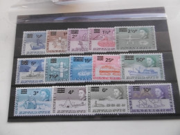 ANTARCTIQUE BRITANNIQUE SERIE 25-38 * *   SERIE COURANTE SANS CHARNIERE SYSTEME DECIMAL - Unused Stamps
