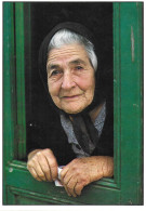 OLD WOMEN, CANARY ISLANDS, SPAIN. UNUSED POSTCARD   Zq7 - Autres & Non Classés