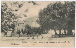 Cpa..84..ROBION..VAUCLUSE..PLACE DE LA FONTAINE - Robion