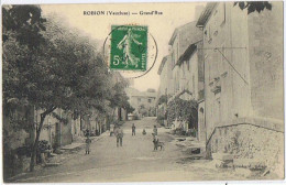 Cpa..84..ROBION..VAUCLUSE..GRAND RUE - Robion