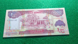 SOMALİLAND-    1000    SCH.    UNC - Somalia