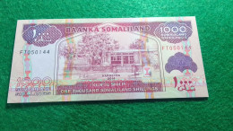 SOMALİLAND-    1000    SCH.    UNC - Somalia