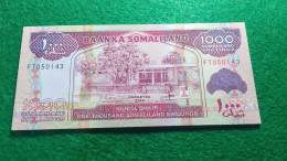 SOMALİLAND-    1000    SCH.    UNC - Somalie