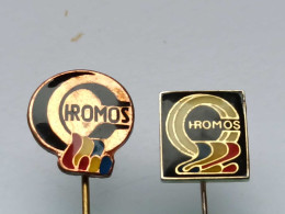 BADGE Z-98-5 - 2 PINS - CHROMOS, CHEMICAL INDUSTRY, PAINTS AND VARNISHES, PIN YUGOSLAVIA - Lotes