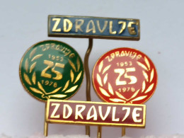 BADGE Z-98-5 - 4 PINS - ZDRAVLJE, PIN YUGOSLAVIA, Pharmacy Pharmacie Farmacia Pharmazie, MEDICAL - Loten