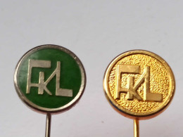 BADGE Z-98-7 - 2 PINS -  2fkl, Roulements - Loten