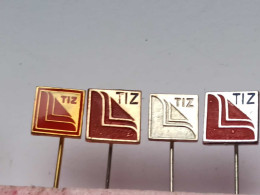 BADGE Z-98-7 - 4 PINS -  TIZ ZAGREB METAL INDUSTRY - Sets