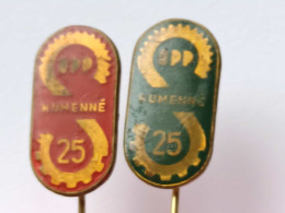 BADGE Z-98-8 - 2 PINS - HUMENNE - Sets