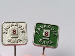 BADGE Z-98-11 - 2 PINS - SAVA OSIGURANJE, YUGOSLAVIA, Property And Personal Insurance, Assurance Seguro Versicherung - Lots