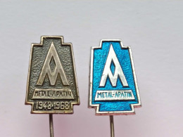 BADGE Z-98-12 - 2 PINS - METAL APATIN, STEEL INDUSTRY, PIN SERBIA - Sets