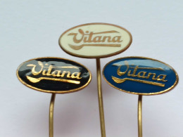 BADGE Z-98-12 - 3 PINS -  VITANA CZECH, FOOD INDUSTRY - Lotes