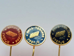 BADGE Z-98-12 - 3 PINS - MIUZ TOPLINA SKOPJE, MACEDONIA, RADIATOR - Sets