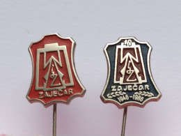 BADGE Z-98-13 - 2 PINS - ZAJECAR, SERBIA, TEXTILE INDUSTRY, TEXTIL, Industrie Textile - Sets