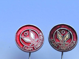 BADGE Z-98-15 - 2 PINS - SAJAM SNABDEVANJA, FAIR, NIS, SERBIA - Loten