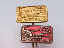 BADGE Z-98-16 - 2 PINS -INDJIJA, INDIJA, SERBIA, YUGOSLAVIA, AGRICULTURAL Agriculture Agricole - Lots