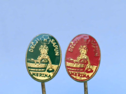 BADGE Z-98-20 - 2 PINS - MERIMA KRUSEVAC, SERBIA, SAMPON ZA DECU, SHAMPOO FOR CHILDREN, SHAMPOOING POUR ENFANTS - Lotes