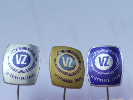 BADGE Z-98-21 - 3 PINS - VETERINARSKI ZAVOD, YUGOSLAVIA, VETERINARY CENTER, CENTRE VÉTÉRINAIRE - Lots