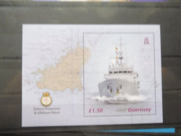 Guernesey Guernsey Bl Bloc Blok Sheet 51 Neuve ** Mnh 2003  Bateaux De Guerre - Guernesey