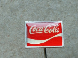 BADGE Z-99-20 - COCA COLA - Coca-Cola