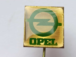 BADGE Z-35-8 - AUTO CAR , OPEL - Opel