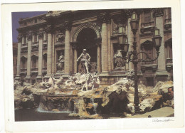 CPM, G. F. Italie ,N°59,  Roma , Fontana Di Trevi , Grand Ciita Del Mondo , Phot. Claudio Corrivetti - Fontana Di Trevi