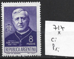 ARGENTINE 717 * Côte 0.30 € - Unused Stamps