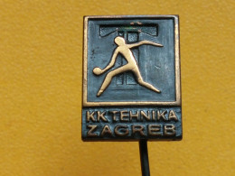 BADGE Z-54-1 - BOWLING CLUB TEHNIKA ZAGREB, CROATIA - Bowling