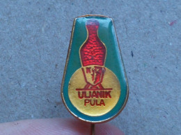 BADGE Z-54-1 - BOWLING CLUB ULJANIK PULA, CROATIA - Bowling