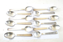 12 Cuillères à Soupe En Métal Argenté 60g - GUILLAUMOT Paul-François - Silverware