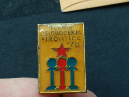 BADGE Z-71-1 - CHESS ECHECS SCHACH AJEDREZ SAKK SAH, VIROVITICA 1978, CROATIA, Tournament, Tournoi - Games