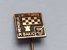 BADGE Z-71-2 - CHESS ECHECS SCHACH AJEDREZ SAKK SAH, BAKIC TOURNAMENT, YUGOSLAVIA - Games