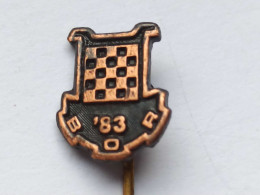 BADGE Z-71-2 - CHESS ECHECS SCHACH AJEDREZ SAKK SAH, BOR, SERBIA, TOURNAMENT - Jeux