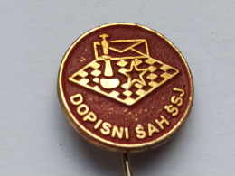 BADGE Z-71-2 - CHESS ECHECS SCHACH AJEDREZ SAKK SAH, DOPISNI SAH YUGOSLAVIA, CORRESPONDANCE SAH - Jeux